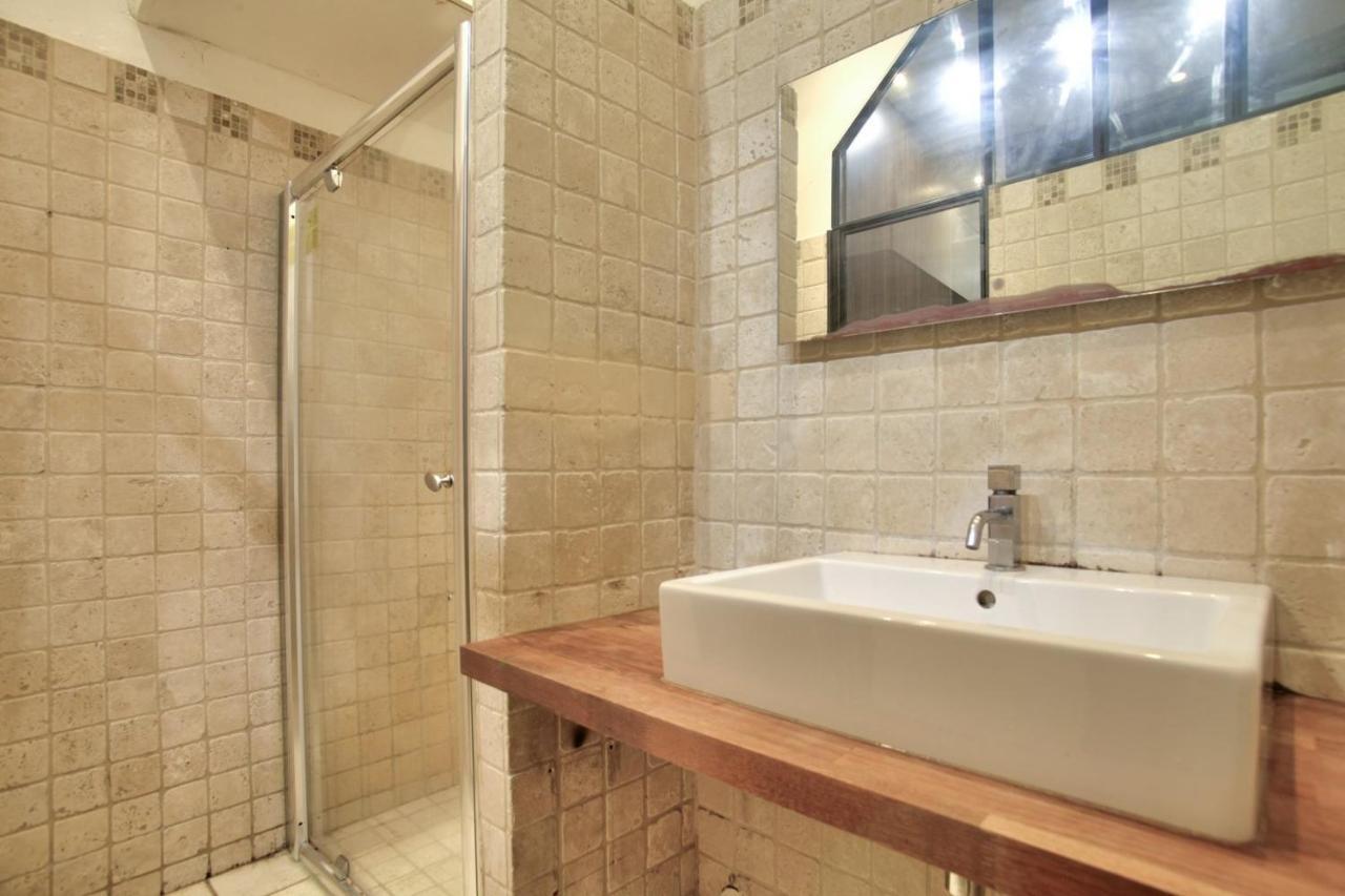 2 Bedrooms Le Marais Nazareth Paris Bagian luar foto