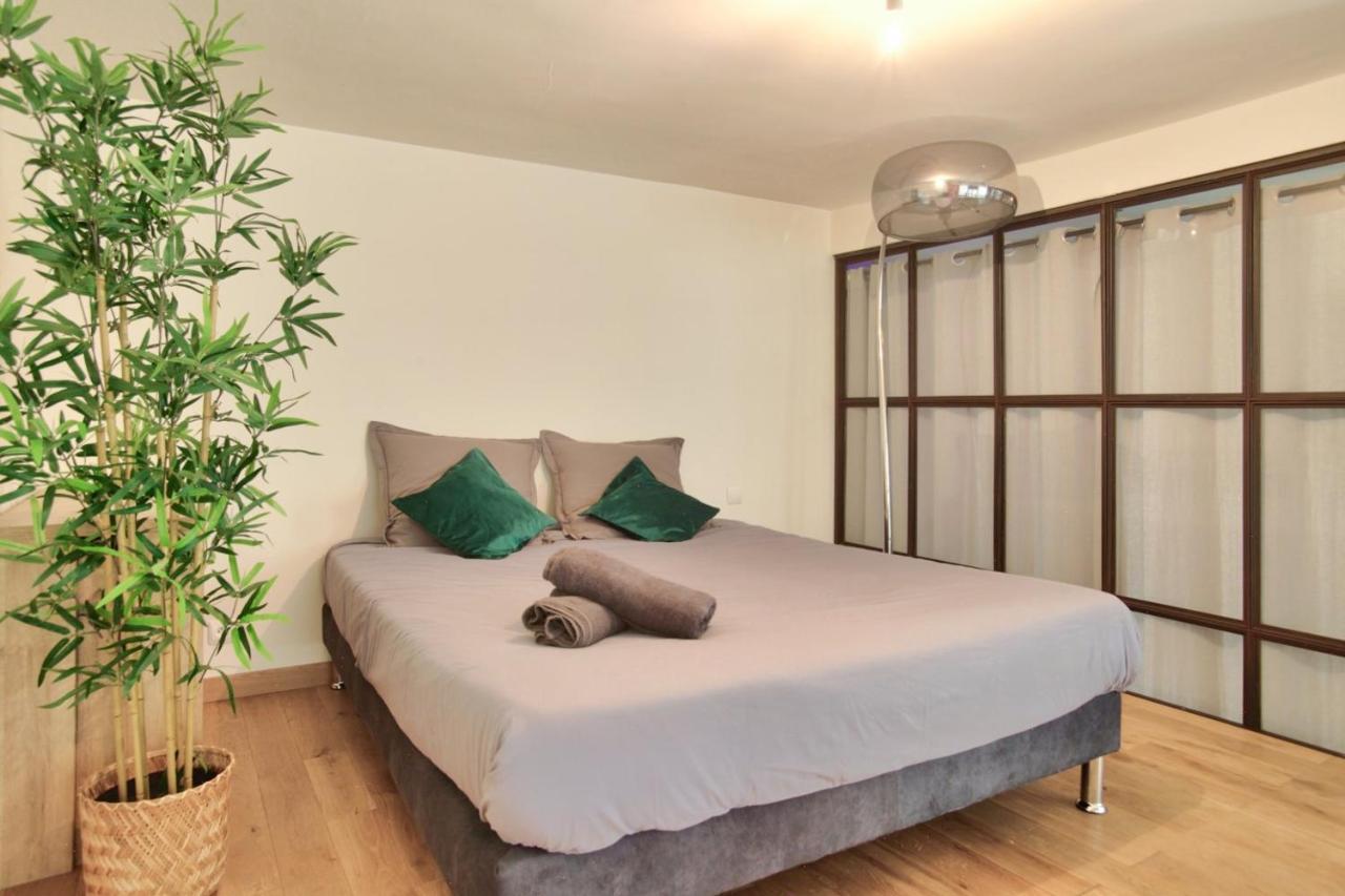 2 Bedrooms Le Marais Nazareth Paris Bagian luar foto